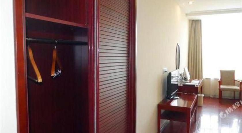 Greentree Inn Tianjin Wuqing Distric Bohai Market Exterior foto